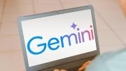 Cómo crear una foto Polaroid con tu artista favorito usando Gemini