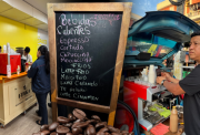 Edyka Coffee: el café urbano que nació en un auto y conquista Sauces 4