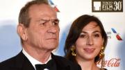 Hallan muerta en un hotel en la madrugada del 1 de enero a la hija del actor Tommy Lee Jones, quien le dio vida al ‘Agente K’ en 'Hombres de Negro'