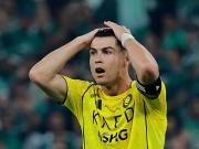 Cristiano Ronaldo y un pésimo inicio de año: un blooper lo frenó en la carrera para llegar los mil goles y Al Nassr perdió su invicto en Arabia Saudita