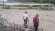 VIDEO. Rescataron a dos parejas que quedaron atrapadas por la crecida del río Wierna en La Caldera