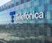 SFC recibe solicitud de OPA por acciones de Telefónica y suspende su negociación