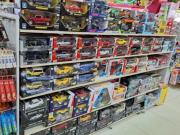 Reyes Magos solidarios: la industria del juguete lleva juegos a hospitales y barrios