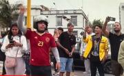 Venezolanos en Perú festejan caída de Nicolás Maduro