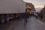 Accidente en la vía Arequipa–Puno deja heridos y derrame de combustible en Yura –