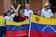 Cancillería activa canales de atención para ecuatorianos en Venezuela