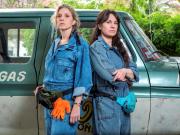 Por qué ver El tiempo de las moscas, el flamante thriller de Netflix en el que Carla Peterson y Nancy Dupláa aprovechan su química y le rinden tributo a la amistad