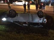 Accidente deja dos vehículos dañados en Yguazú