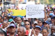 Caracas se bañó de pueblo pidiendo el regreso de Maduro y Cilia
