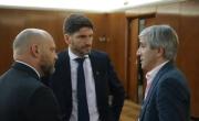 Pullaro contra Caputo: el gobernador rechazó un pedido del ministro para traer 800 millones de dólares al país