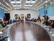 Una prueba para Delcy Rodríguez: consolidar el poder, pero complacer a Trump