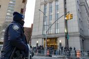 [Fotos] Intenso operativo de seguridad para traslado de Maduro y su esposa a tribunal de Nueva York