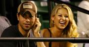 Enrique Iglesias y Anna Kournikova presentan a su cuarto hijo