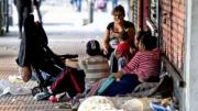 La pobreza en la Ciudad cayó al 17,3% y sigue afectando a más de medio millón de personas
