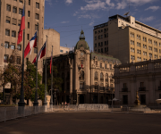 Chile se prepara para abrir la emisión de bonos de América Latina en dólares y euros