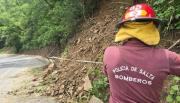 Desmoronamiento en el cerro San Bernardo: cerraron el acceso para vehículos