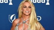 Britney sufre percance mientras bailaba una canción de Cristina Aguilera