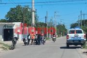 Choque de motos en el acceso al B° René Favaloro: Una mujer herida