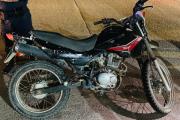 La policía secuestró una motocicleta con pedido judicial durante un control vehicular