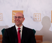 Stephen Miran, de la FED, dice que espera grandes recortes de tasas de interés este año