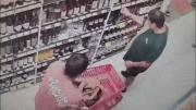 Detuvieron a dos argentinos en Brasil por el robo de whisky importado en un supermercado