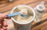 Retiran del mercado una leche de fórmula para bebés por la presencia de una bacteria peligrosa