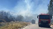 Bomberos combatió incendio de campo en Malvín Norte, mientras vecinos pidieron a la IMM que limpie el lugar