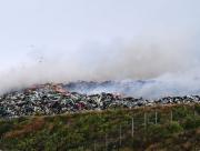 Autoridades coordinan acciones ante nuevos focos de incendio en el vertedero municipal de Natales