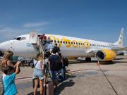 Un vuelo de Flybondi despegó con nueve horas de demora: la ira de los pasajeros porque no salía
