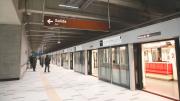 Metro de Santiago cierra una estación de Línea 3 por procedimiento de Bomberos