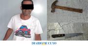 A pesar de tener una perimetral, fue con un cuchillo y un martillo a la casa de su exesposa y amenazó con matarla