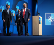 Trump duda sobre la utilidad de la Otan mientras aumentan tensiones en Groenlandia