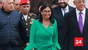 Delcy Rodriguez utilizó lujoso vestido para jurar como presidenta encargada de Venezuela: este es su valor