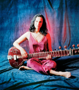 Anoushka Shankar actuará por primera vez en Argentina en el Teatro Avenida