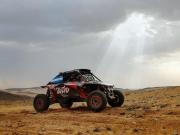 El argentino Cavigliasso logró una victoria clave en la Maratón del Dakar 2026: ¿por qué los pilotos quedaron solos en el desierto?