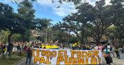 Movilización de personas en Medellín en apoyo al Gobierno Petro