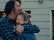 Hugh Jackman es todo un showman y Kate Hudson se luce en Sung Song Blue