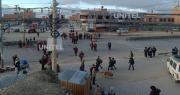 La Paz: Bloquean rutas a Oruro, al lago Titicaca, a los Yungas y a la frontera con Perú; la Policía descarta intervención
