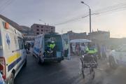 Arequipa: Más de 10 heridos deja choque entre combi y camioneta que se dio a la fuga en el óvalo de APIPA –
