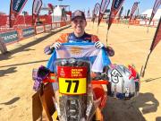 Luciano Benavides, el irrompible: ganó en la etapa Maratón tras darse un palazo y quedó tercero en el Dakar