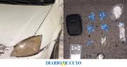 Detuvieron a tres hombres en Chimbas tras arrojar una bolsa con cocaína y marihuana desde un auto