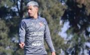 Otro desplante de Javier Ruiz en Independiente: llegó tarde y el club analiza sanciones