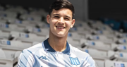 Racing presentó a Valentín Carboni y ya se sumó a la pretemporada: el número que usará