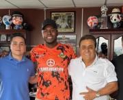 Gabriel 'El Loco' Cortez firmó con Libertad FC tras finalizar su vínculo con Barcelona SC