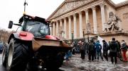 Agricultores franceses protestaron en París contra el acuerdo entre la UE y el Mercosur