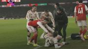 Una vergüenza, no sé cómo no lo golpearon: Explotan en Inglaterra tras viralizada acción en el Arsenal-Liverpool