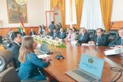 Bolivia ajusta estrategia de comercio exterior con base en cinco líneas de trabajo