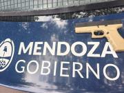 Asaltos y tensión: robaron un corralón en Luján y detuvieron a menores con un arma réplica en un micro