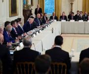 Trump presiona a grandes petroleras para que gasten US$100.000 millones en Venezuela