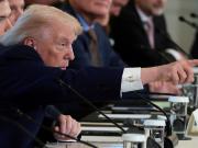 Trump dijo que Estados Unidos decidirá qué compañías petroleras pueden operar en Venezuela: el fuerte mensaje público que les dejó